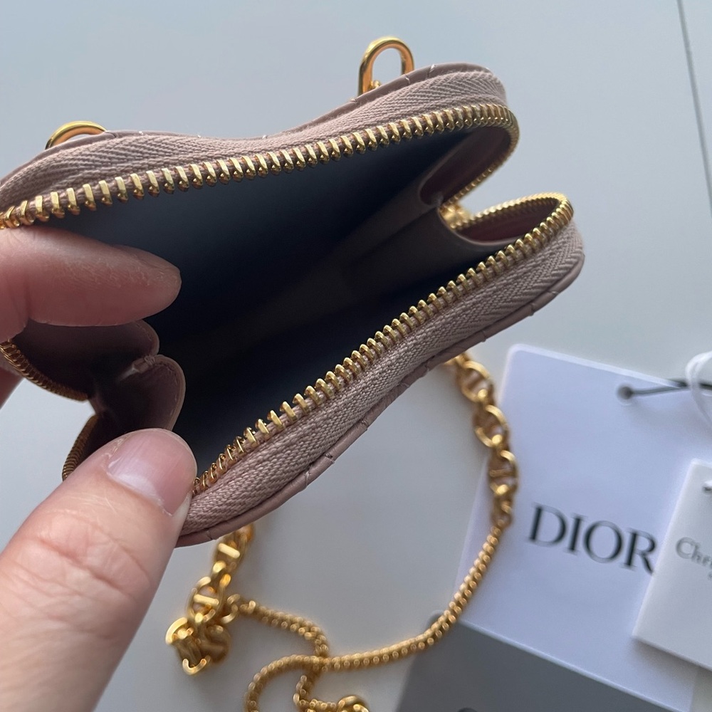 Dior Caro Heart Pouch with Chain - pink / blush - Picture 6 of 7